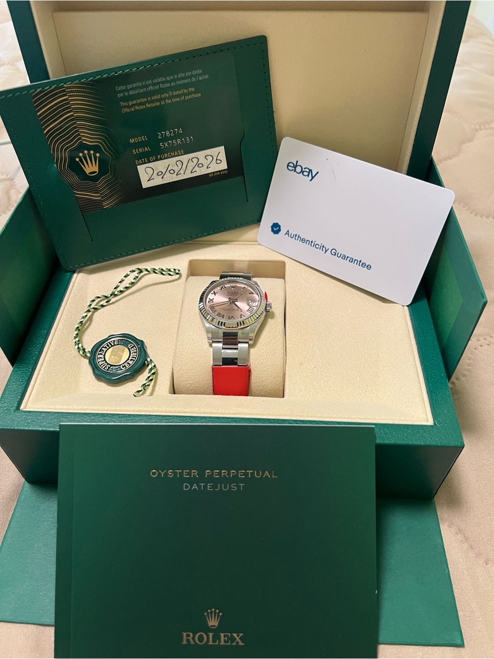 New Rolex Datejust Silver for women - Picture 3 of 8